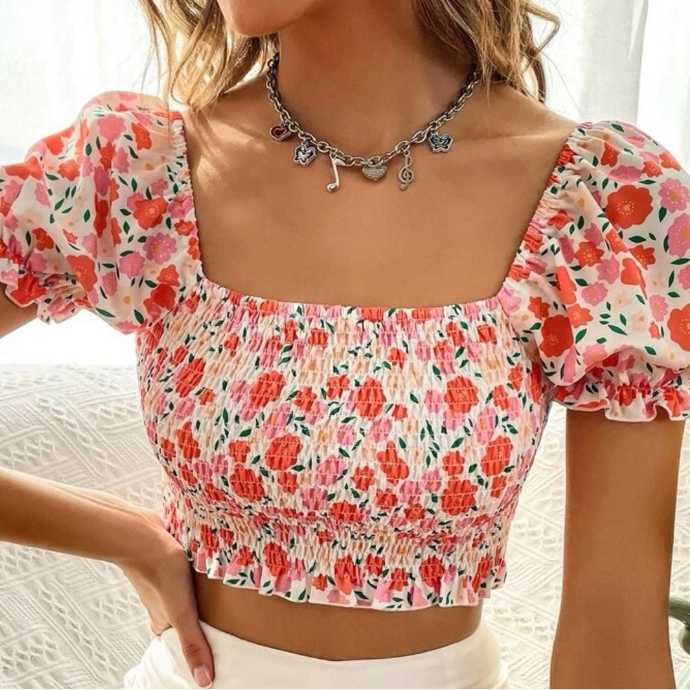 All over floral print shirred blouse
